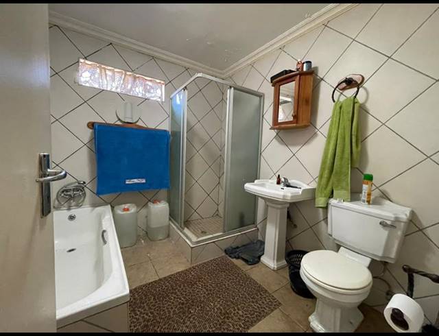 4 BEDROOM HOUSE FOR SALE IN FLORIDA PARK